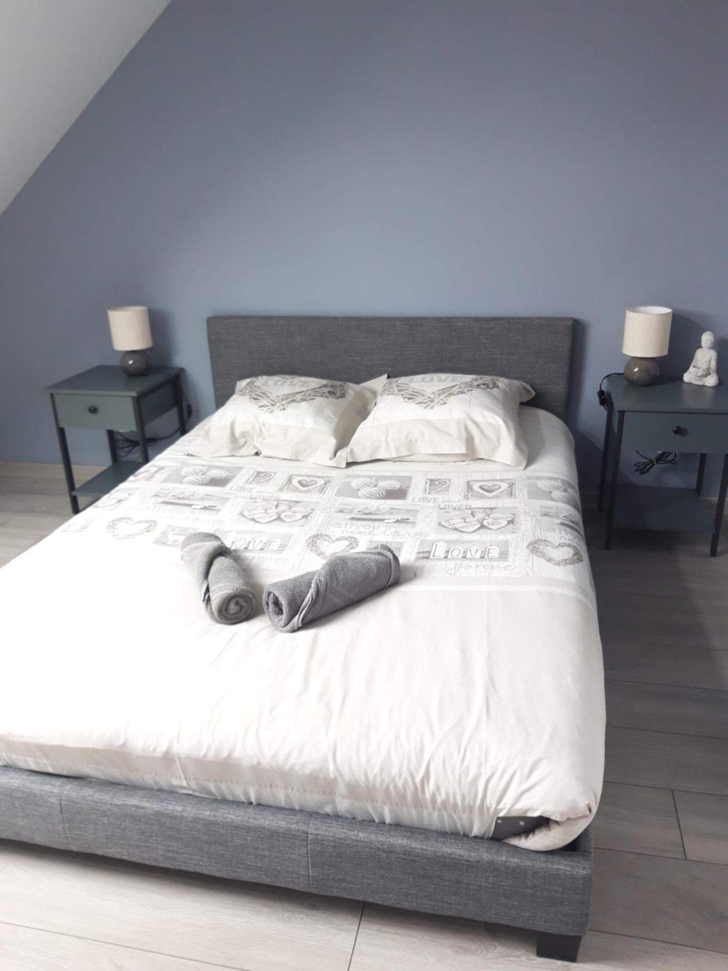 Chambre D'Hotes Proximite Circuit Prenois Zewnętrze zdjęcie